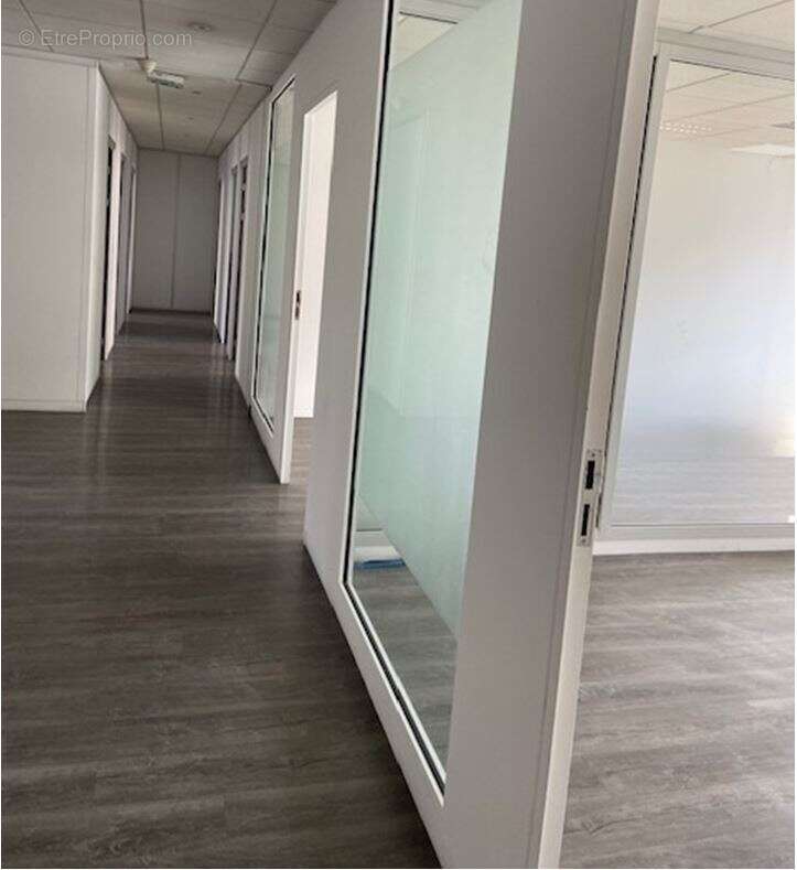 Commerce à LEVALLOIS-PERRET