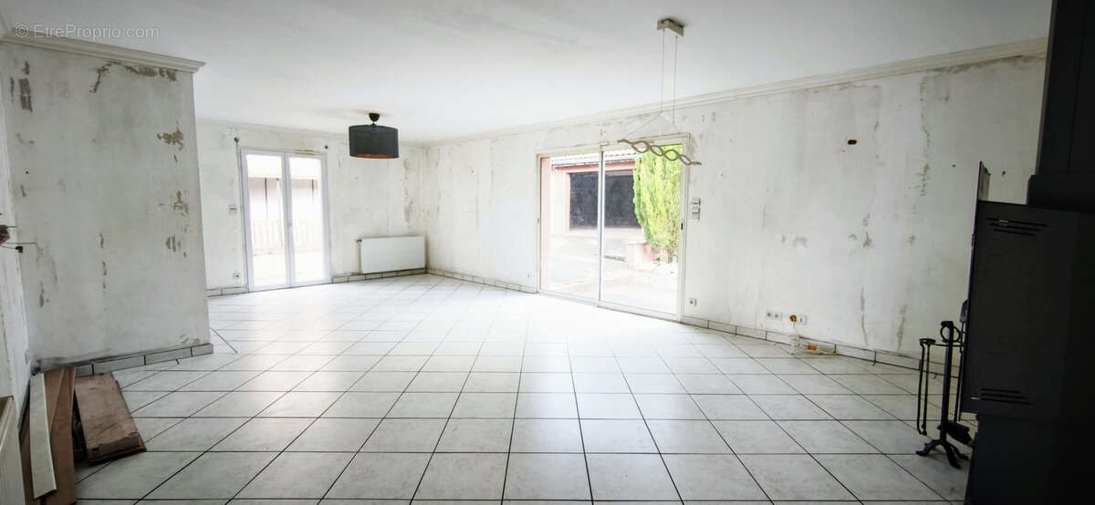 Maison familiale de plain-pied en cours de rénovation - photo 6