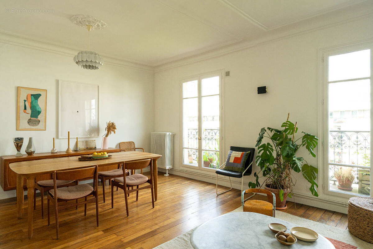 Appartement à PARIS-19E