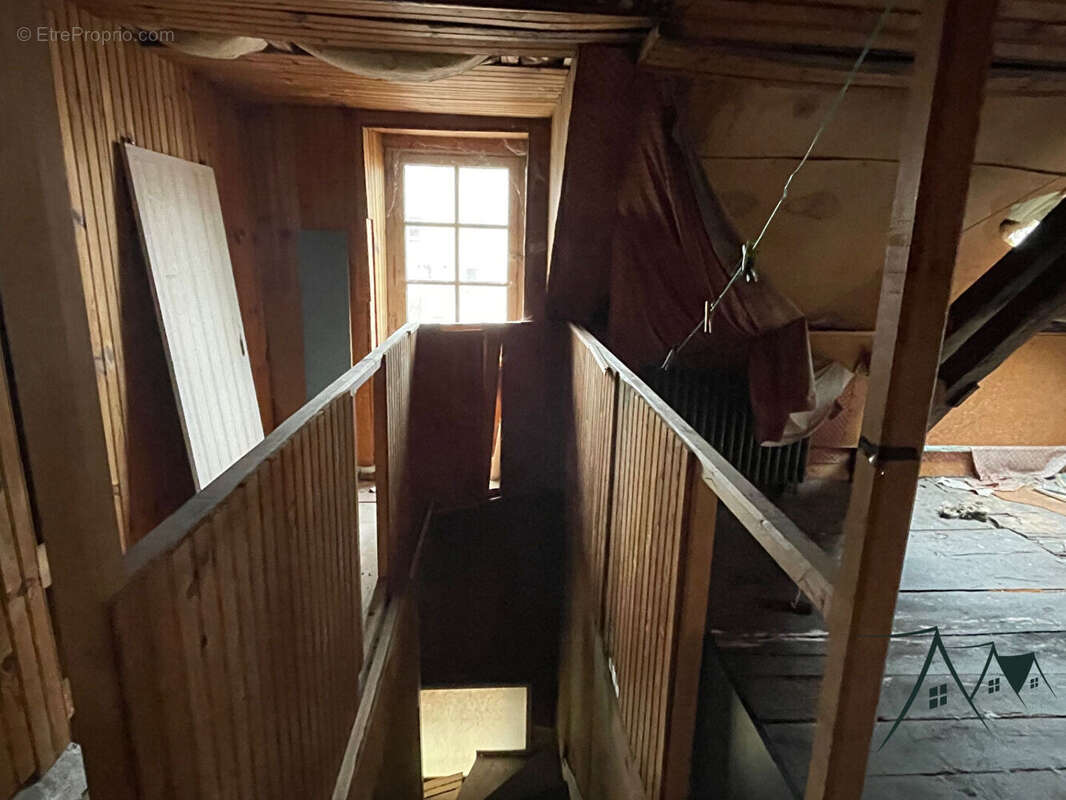 Maison à SAINT-AMAND-MONTROND