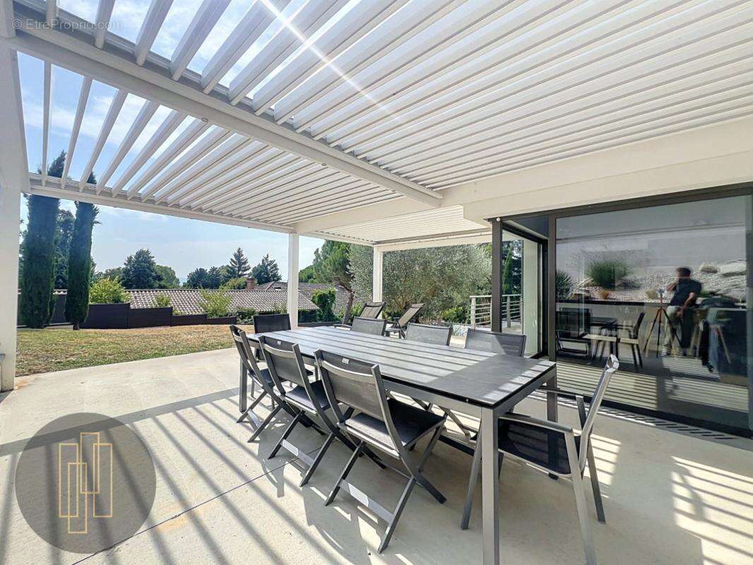 Exclusivité - Maison contemporaine 4 chambres au centre de Reyrieux - photo 12