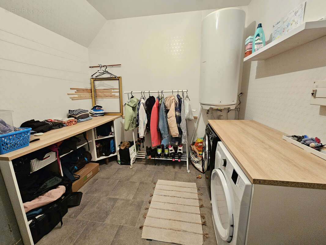 Maison à SAINT-CLAIR-DE-HALOUZE