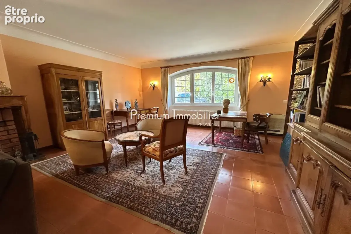 Maison 284 m² à Aix-En-Provence  - photo 6