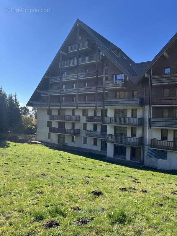 Appartement à BESSE-ET-SAINT-ANASTAISE