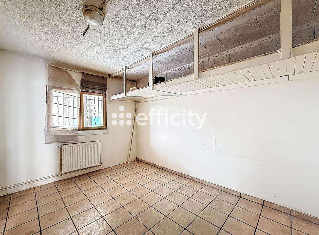 Maison 109 m² à Saint-Chamond  - photo 9