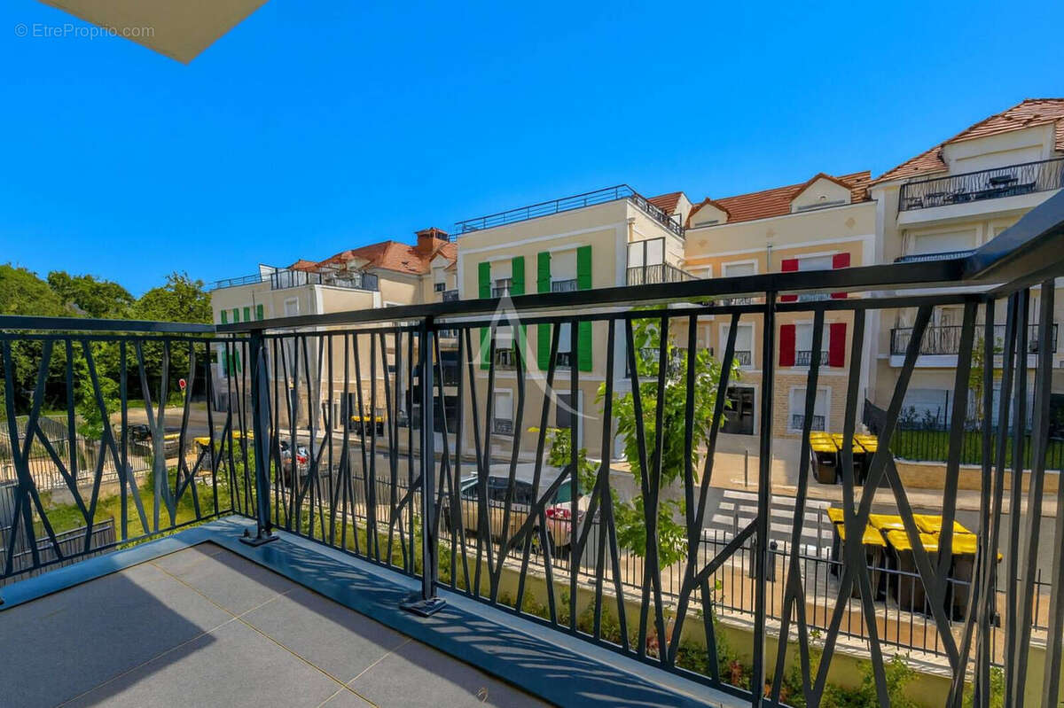 Appartement à OZOIR-LA-FERRIERE