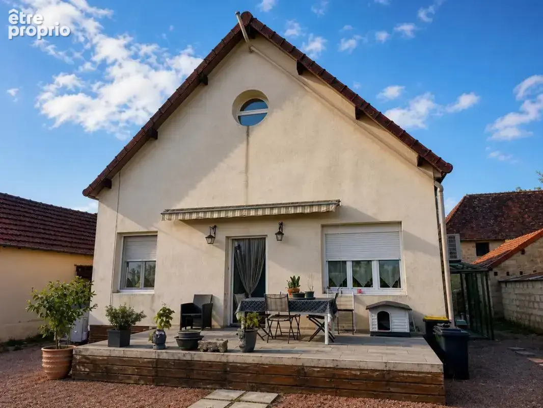 Maison à MANLAY