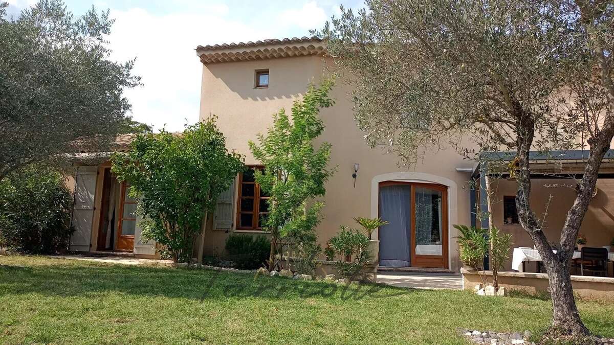 Maison à SAINT-THOME