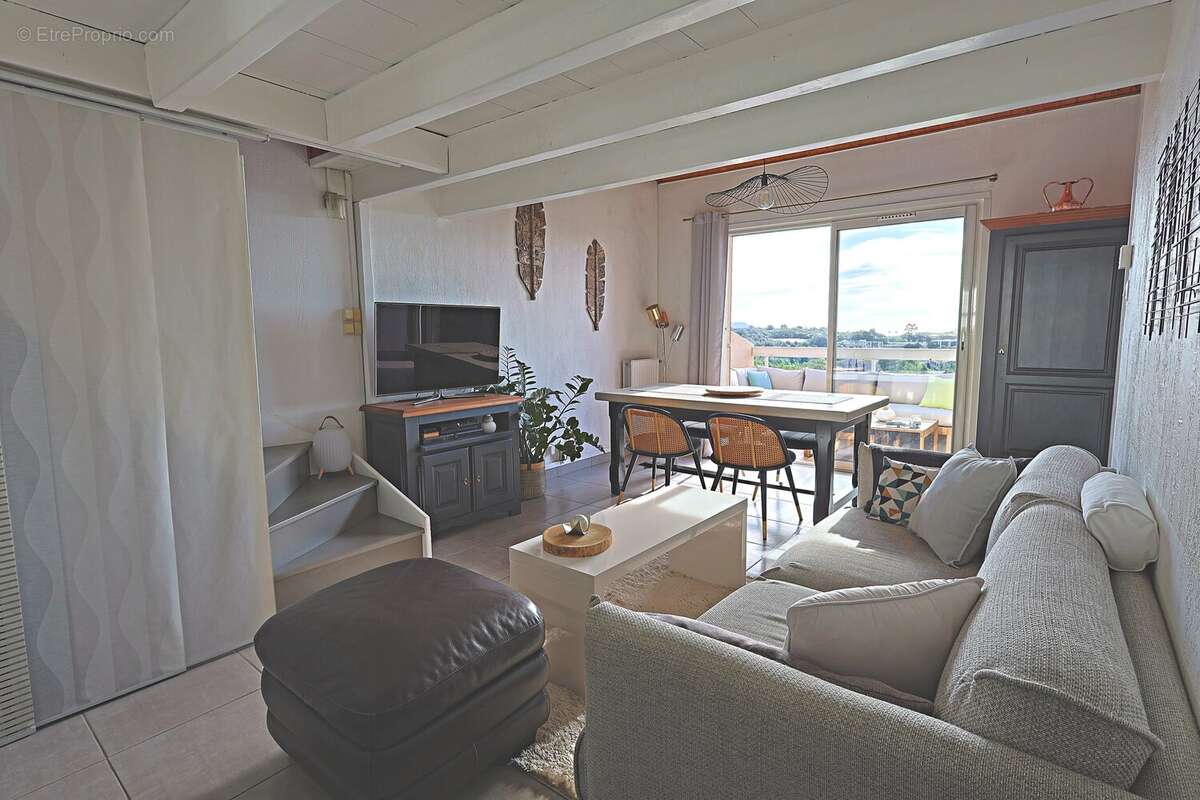 Appartement à VALBONNE