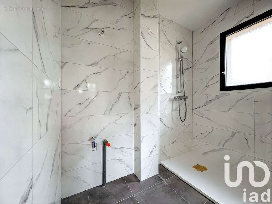 Photo 9 - Maison à LAVAL