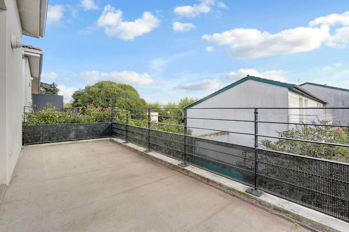 Appartement à AUCAMVILLE