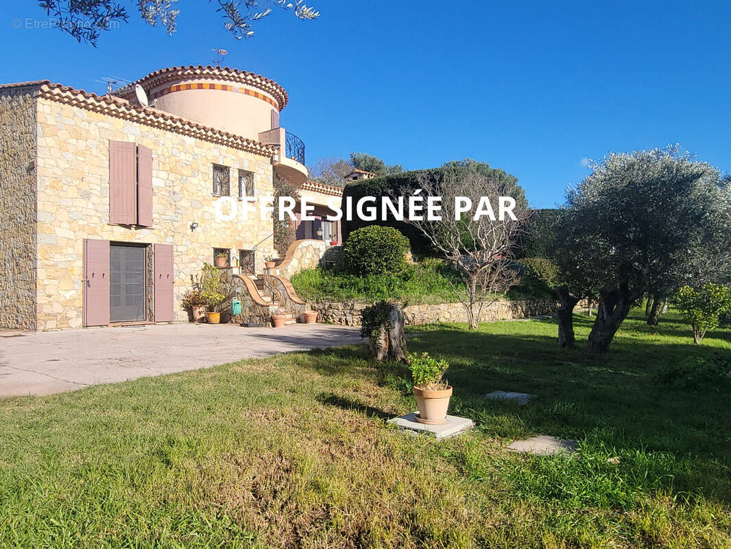 Maison à OLLIOULES