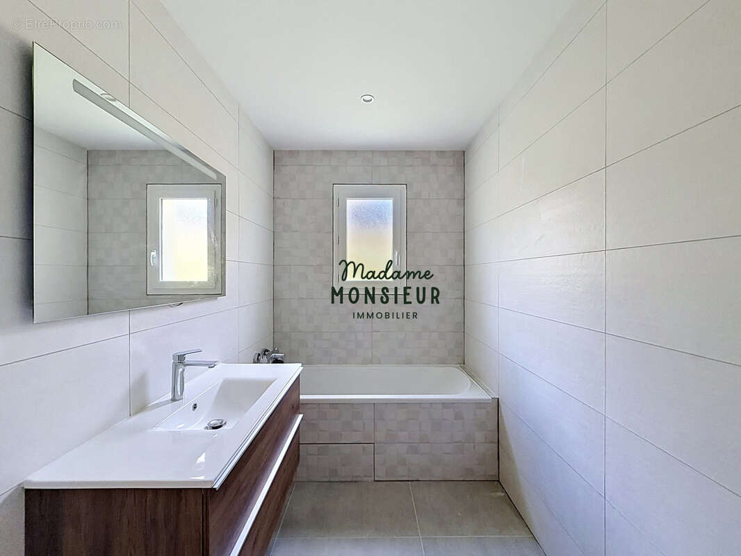 Maison contemporaine de plain-pied avec prestations haut de gamme et vue dégagée - photo 11
