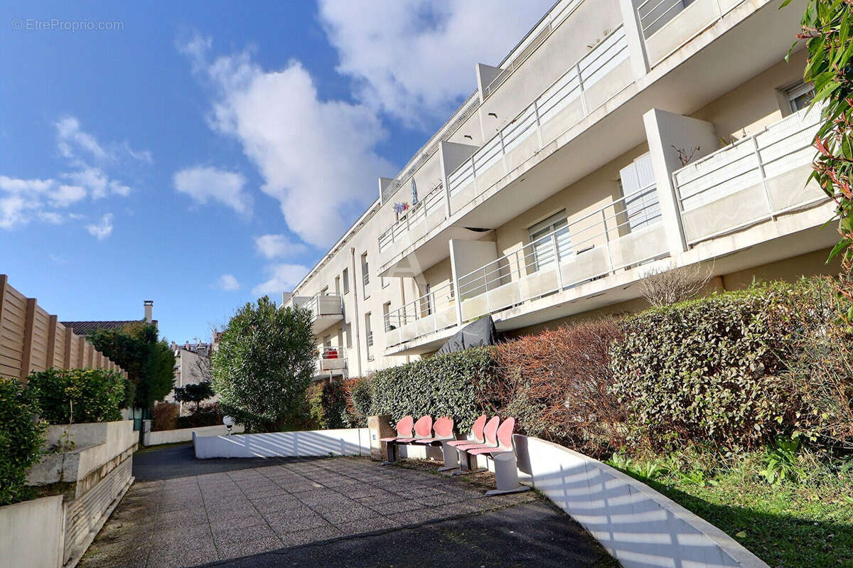 Appartement à AUBERVILLIERS