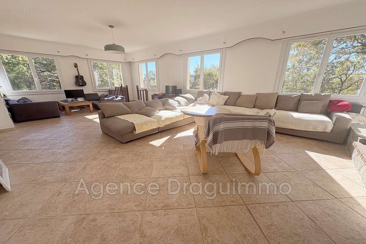 Maison à DRAGUIGNAN