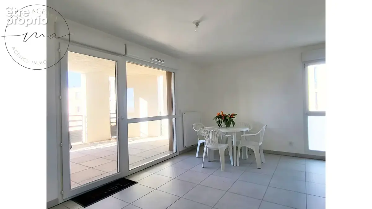 Bel appartement T2 récent centre de sète avec parking privé - photo 7