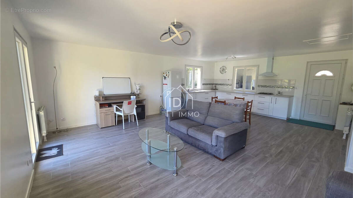 Maison à MONTPON-MENESTEROL