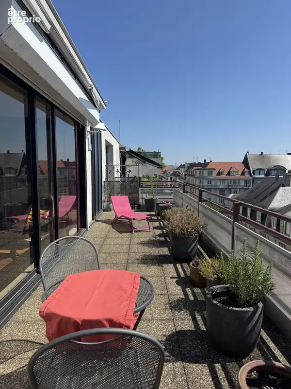 Penthouse de 72 m2 + cave + parking - photo 2