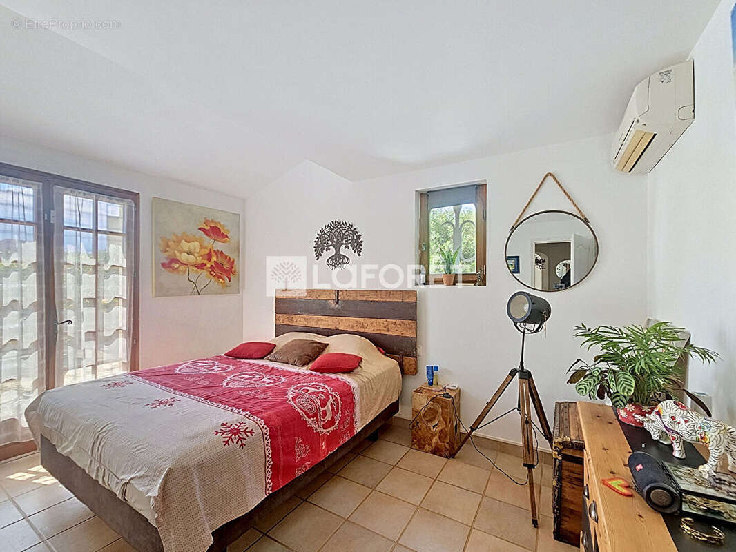 Maison à SAINT-CYPRIEN