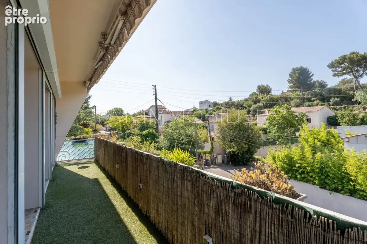 Appartement à MARSEILLE-11E