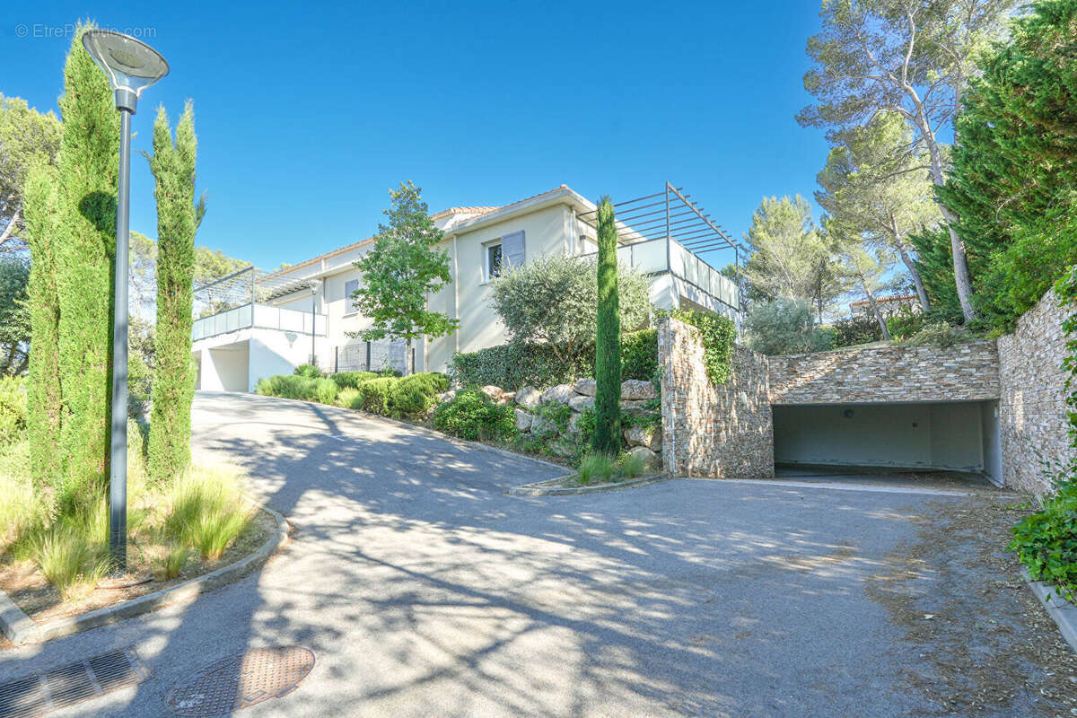 Appartement à CABRIES