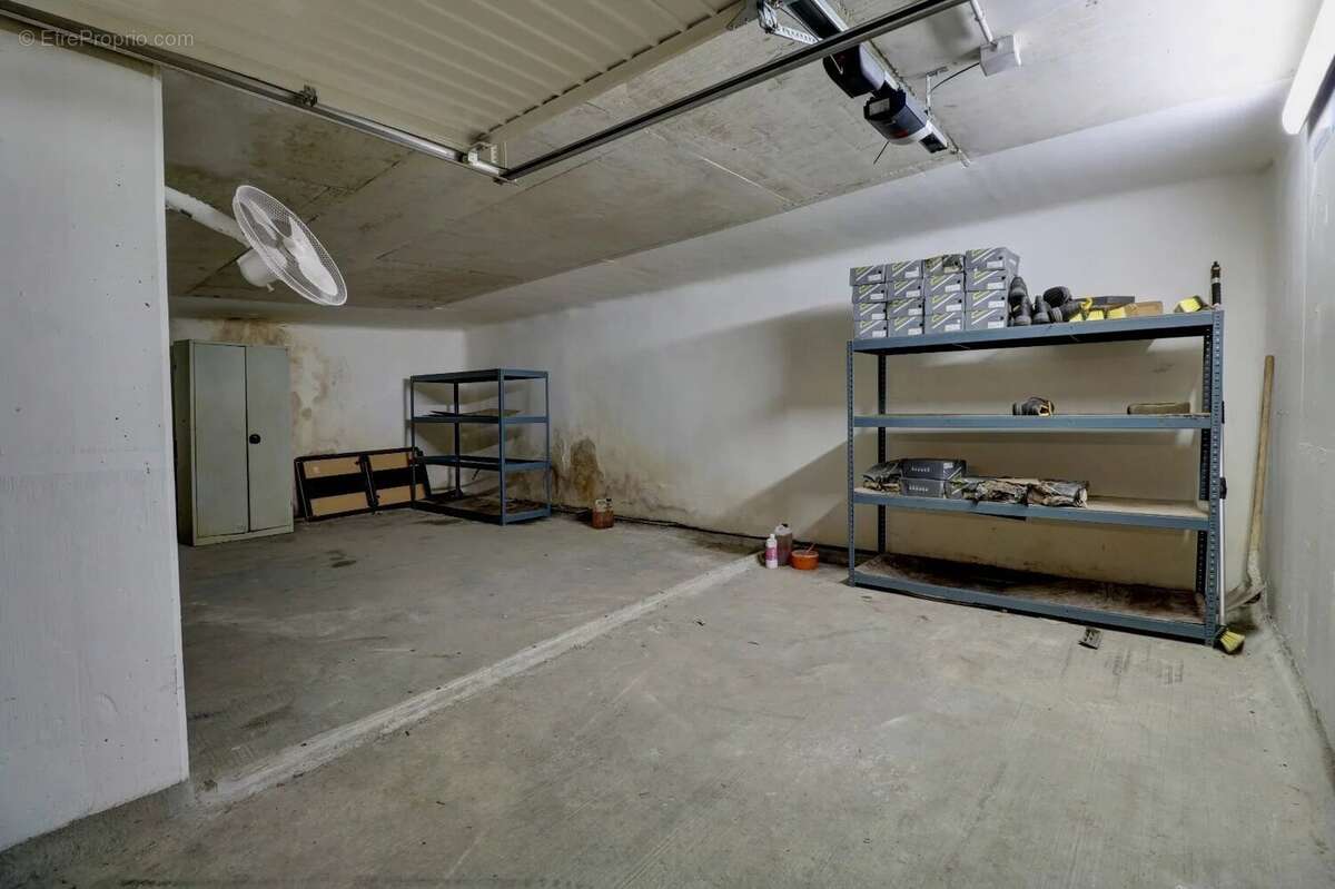 Garage fermé à vendre – Résidence Plaisance, Saint-Laurent-du-Var - photo 4