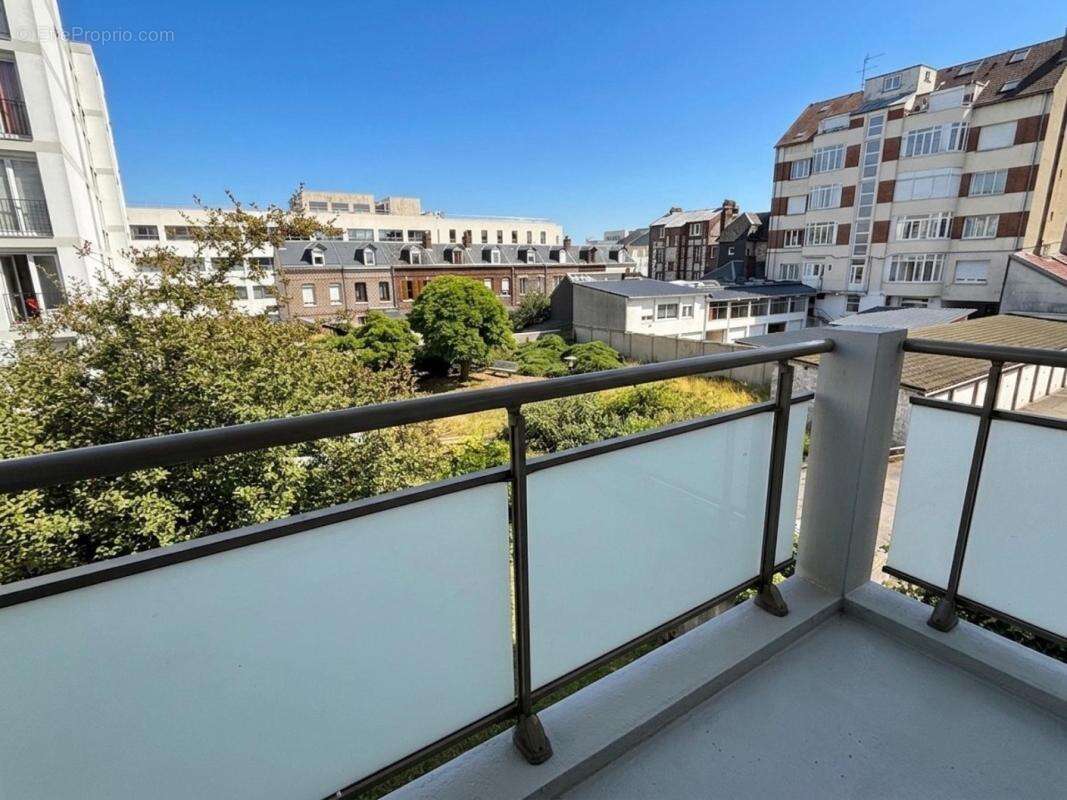 ROUEN RIVE GAUCHE - T3 Lumineux de 71m² avec Balcon et Box Fermé - Idéal Famille ou Investissement (800€/mois) - photo 7
