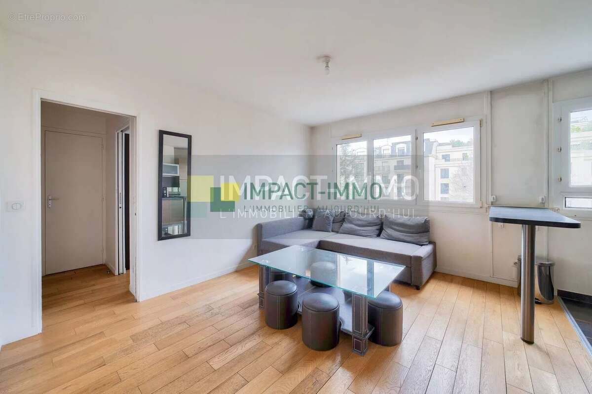 Appartement à LEVALLOIS-PERRET