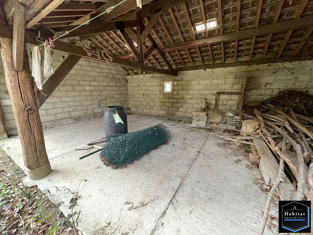 Terrain à LE PLESSIS-BELLEVILLE