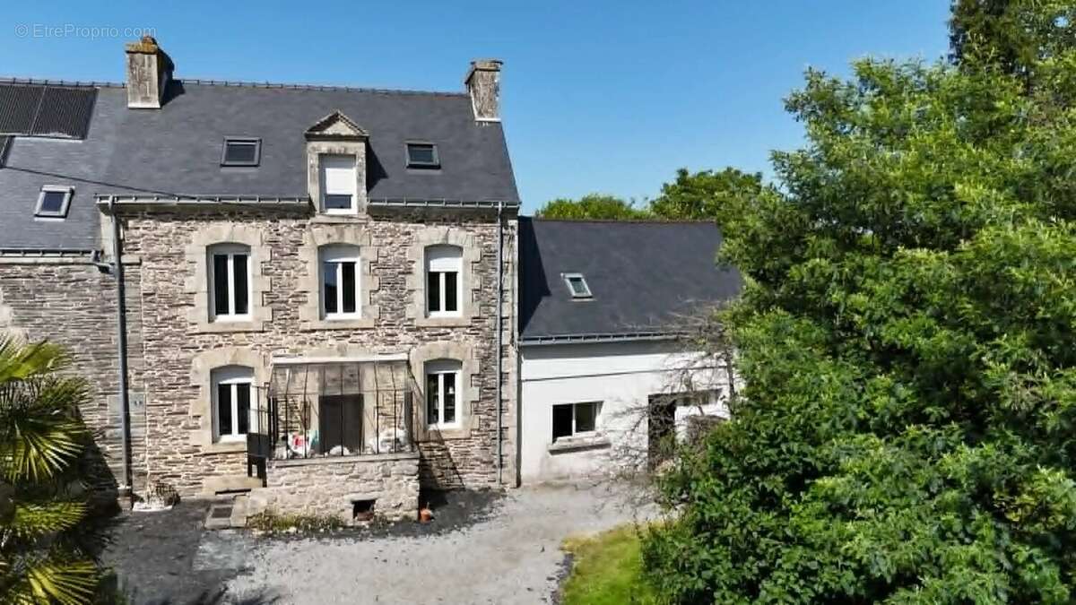 Maison en pierre 3 chambres et garage - photo 14