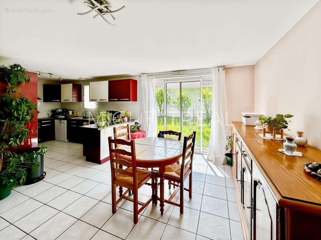 Maison à SAINT-VINCENT-DE-TYROSSE