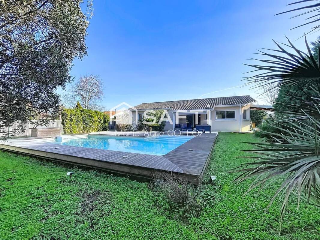 Photo 1 - Maison à BLANQUEFORT