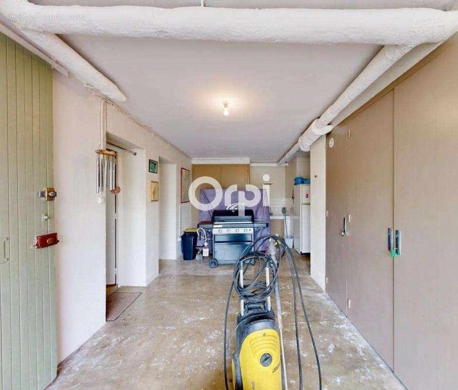 Grande villa familiale avec piscine, dépendance et potentiel locatif - photo 25