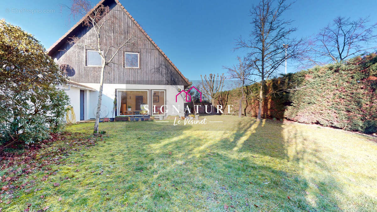 Maison à LE VESINET