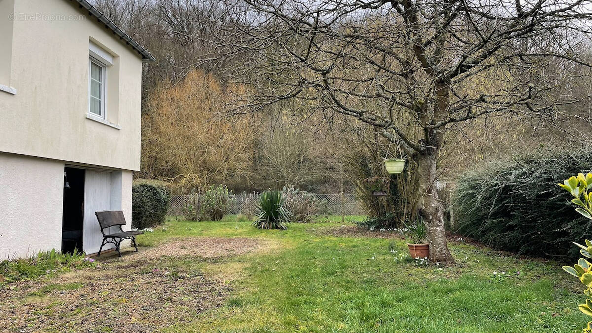 Maison à LA FERRIERE-SUR-RISLE