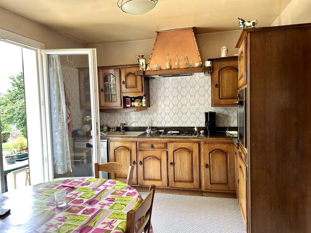 Maison à ECOLE-VALENTIN