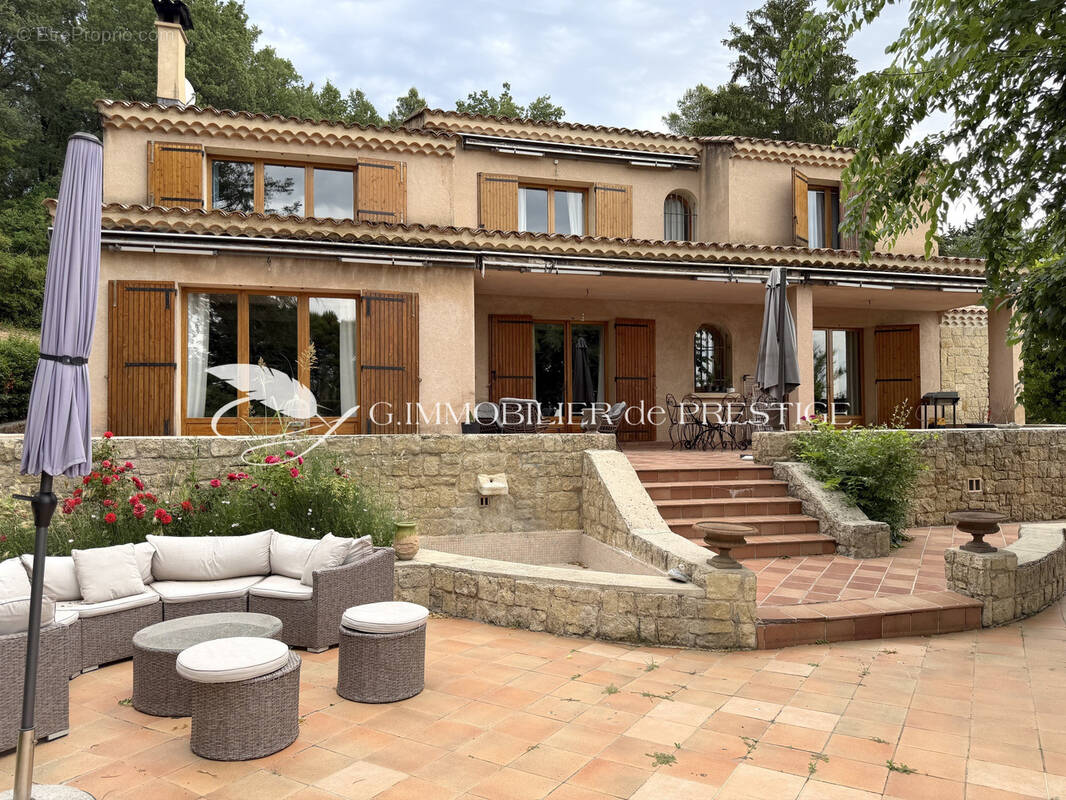 Maison à LORIOL-DU-COMTAT