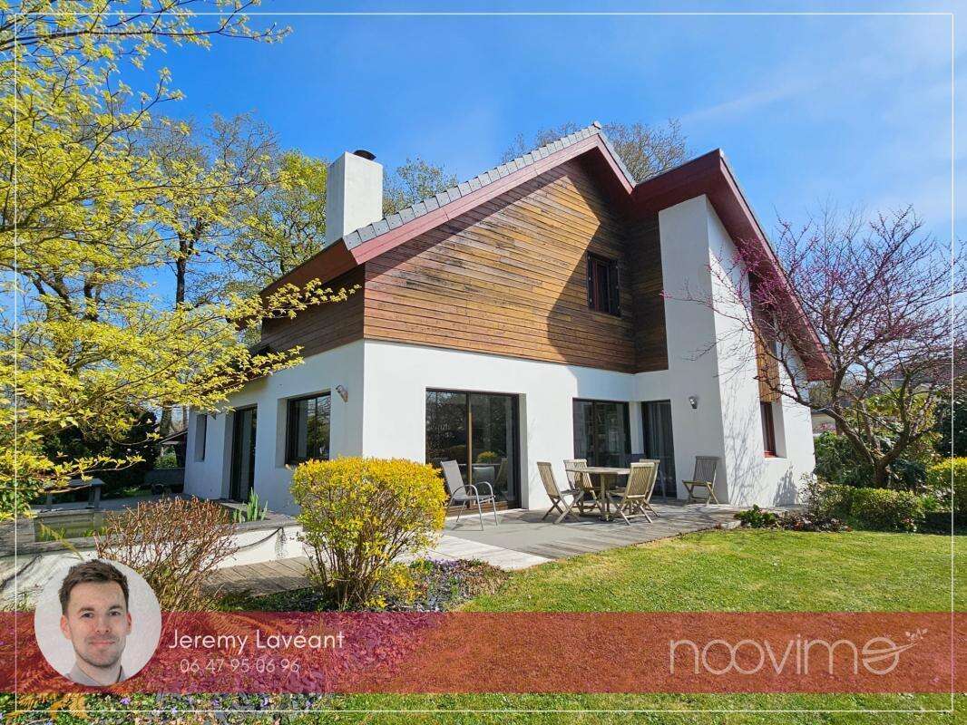 Maison à TREILLIERES