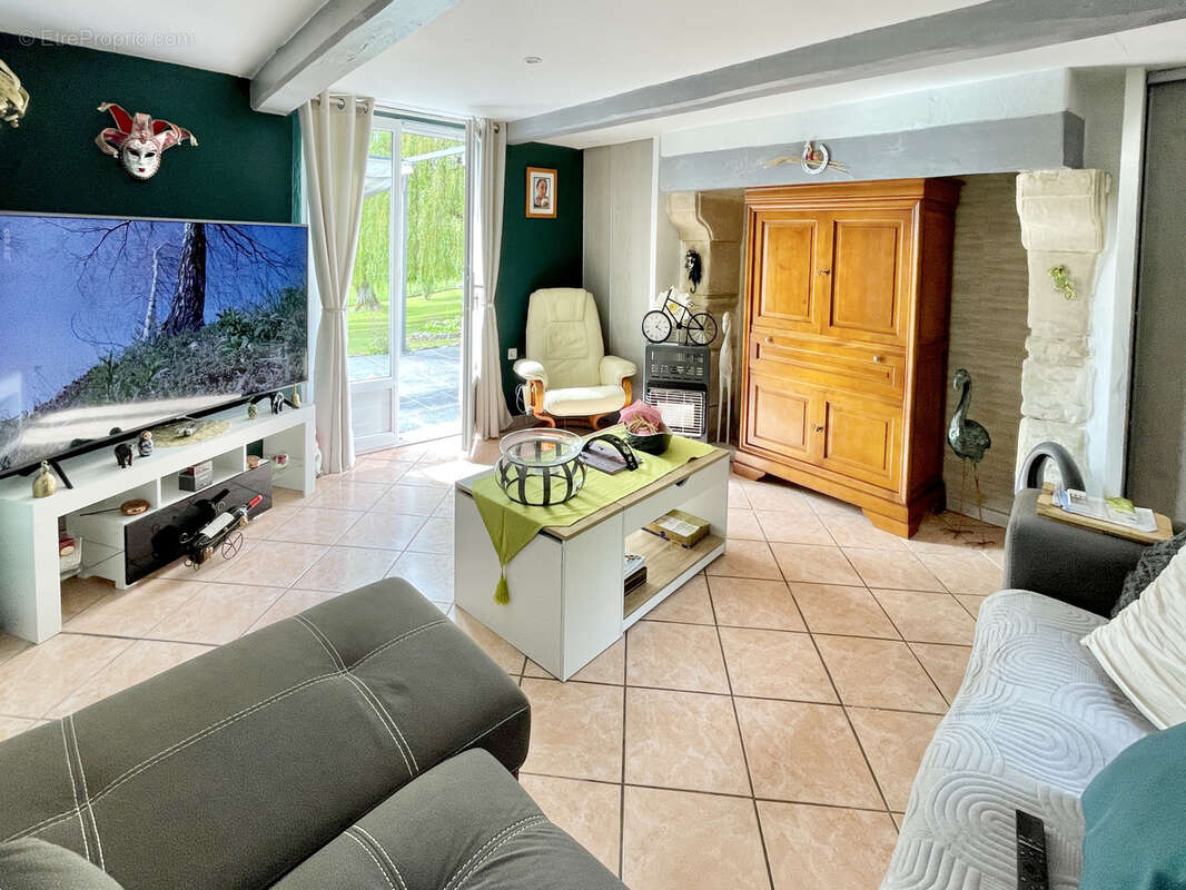 Maison à BEAUFOUR-DRUVAL