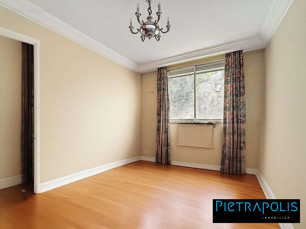 Appartement 118 m² à Caluire-Et-Cuire  - photo 3