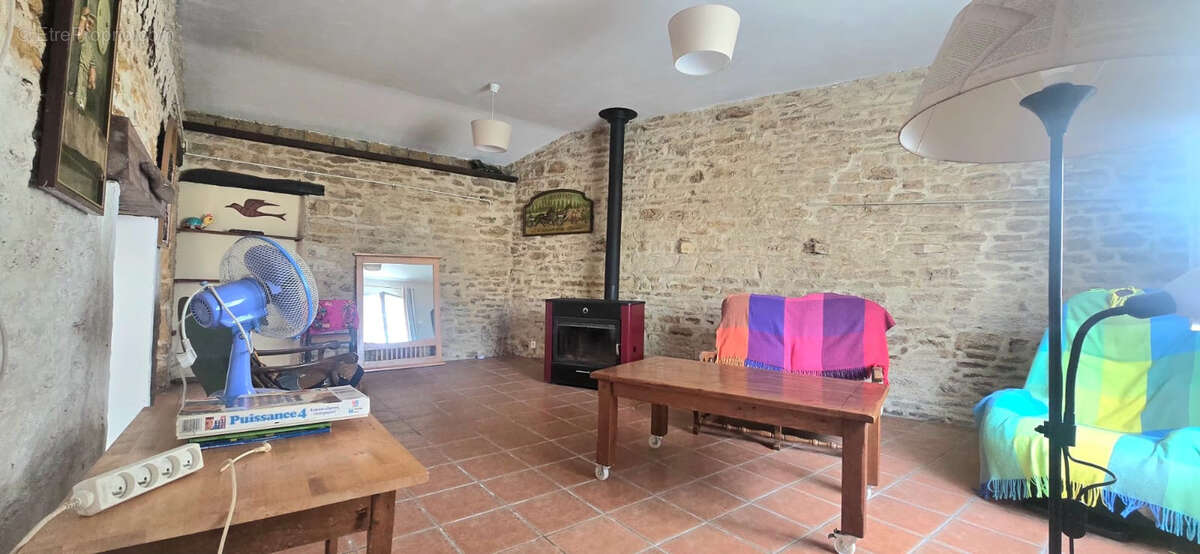 Maison à SAINT-CYR-EN-TALMONDAIS