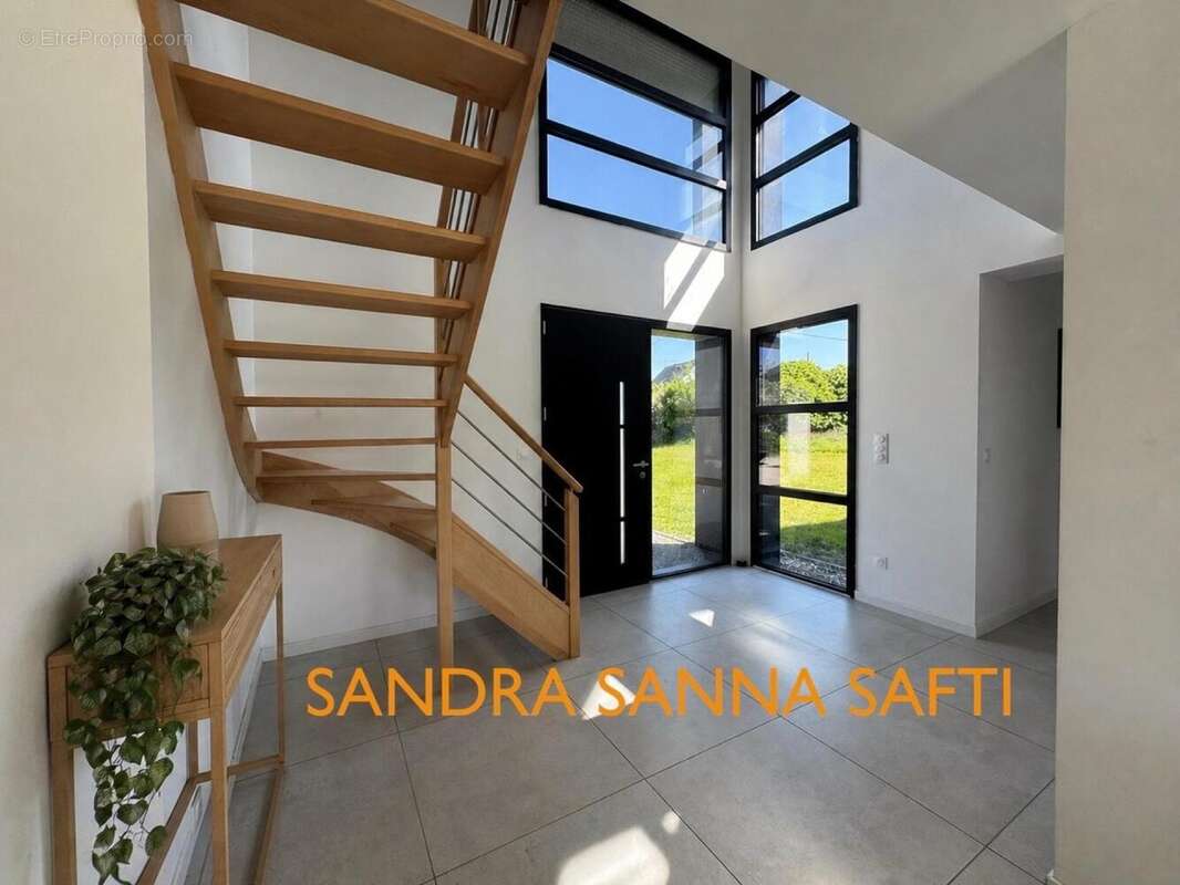 Maison 177 m² à Airon-Notre-Dame  - photo 4