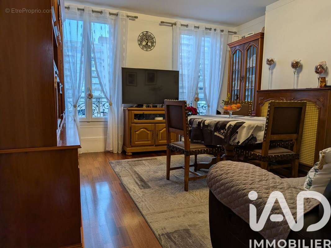 Photo 2 - Appartement à PUTEAUX