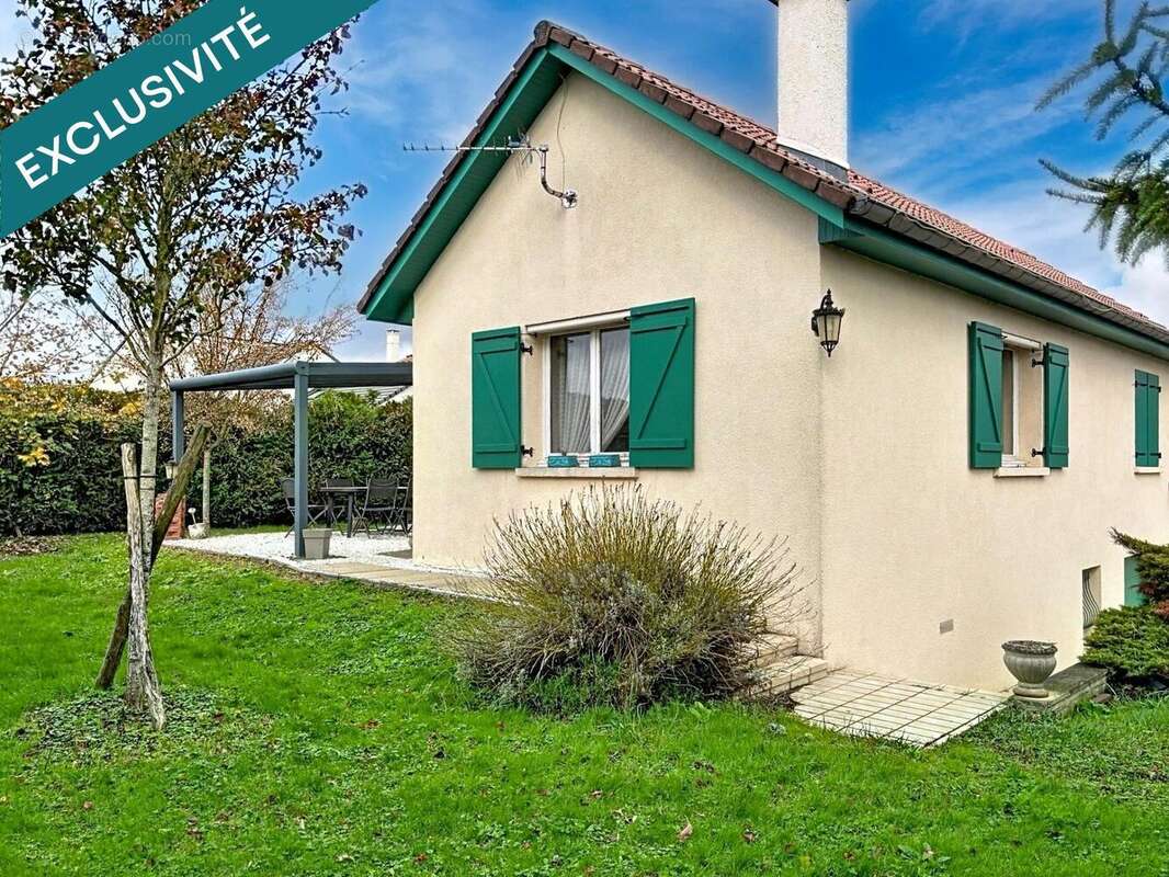 Photo 2 - Maison à AGINCOURT