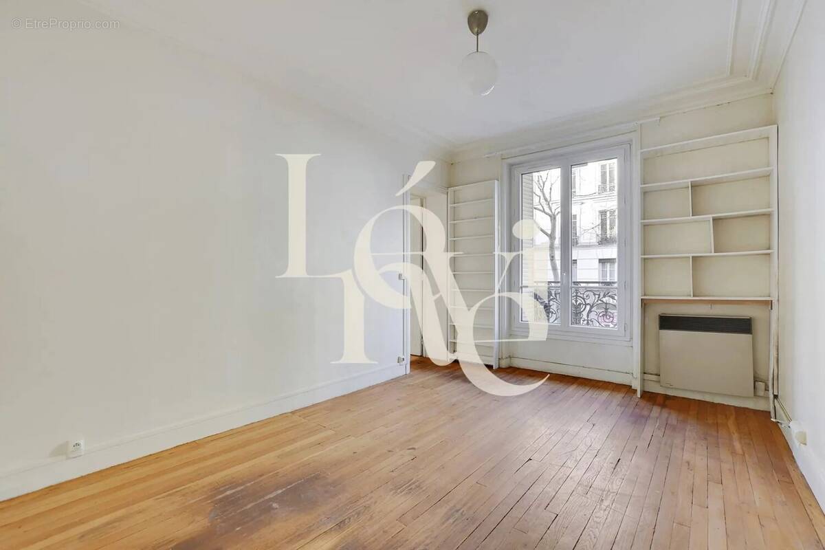 Appartement à PARIS-12E