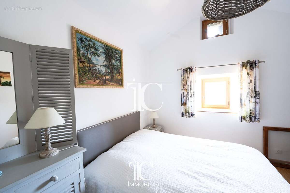 Mas ancien du xviiieme siècle 108m² habitables 4 chambres terrain de 3 173 m² piscine - photo 34