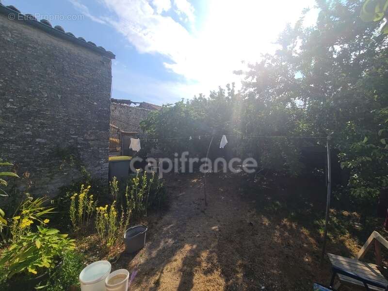 Charmante maison de village en pierre à personnaliser - photo 3