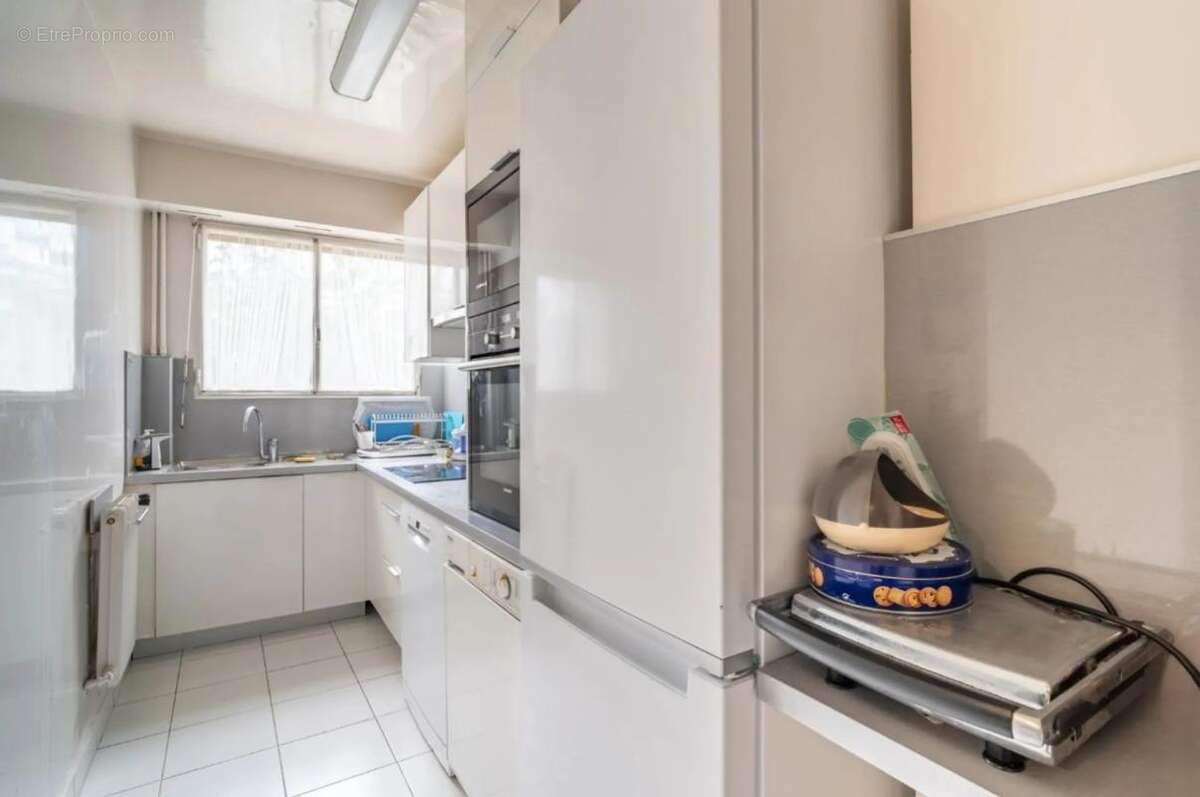 Appartement à PARIS-20E