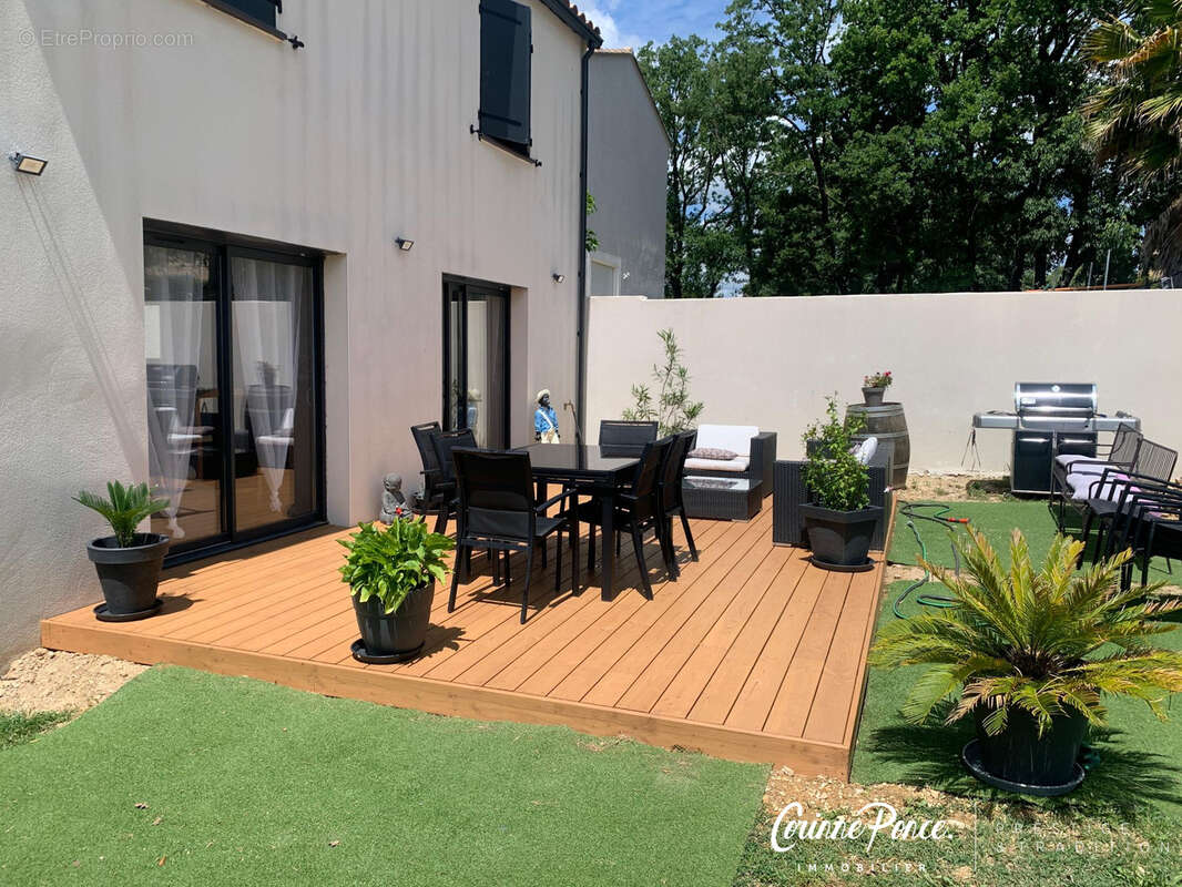 Blauzac maison de 110m2 de type 5 avec piscine corinne ponce - photo 3