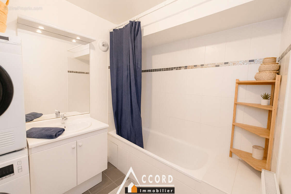 Appartement à SARTROUVILLE